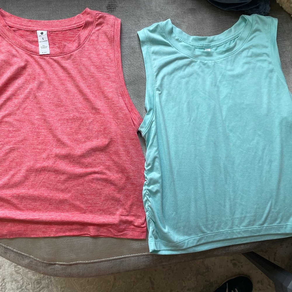 Two NWOT Yogalicious cropped tops